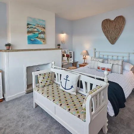 Host & - No 3 Sandside Whitby