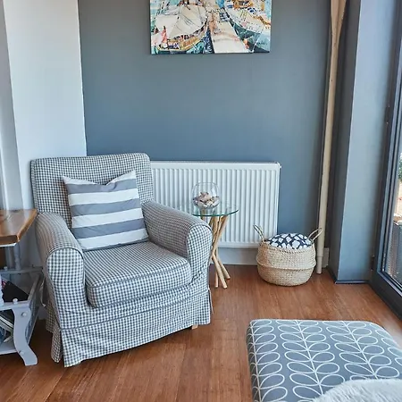 Holiday home Host & - No 3 Sandside *