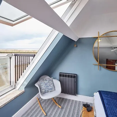 Holiday home Host & - No 3 Sandside *