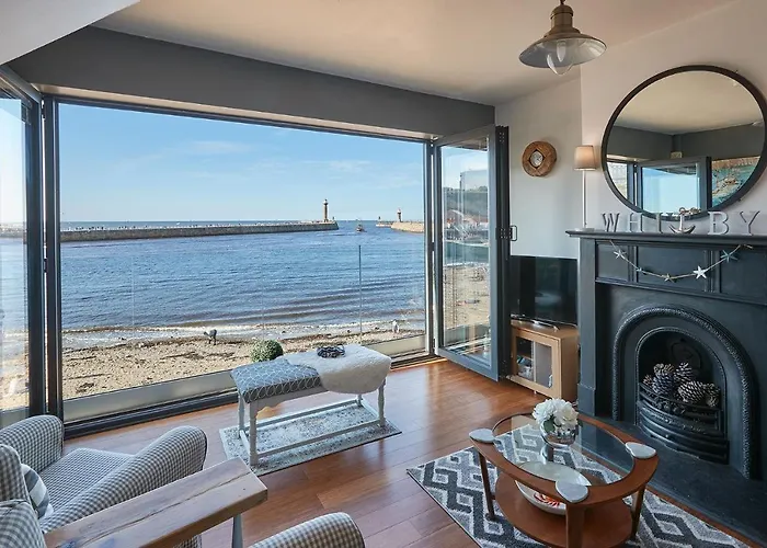 Holiday home Host & - No 3 Sandside Whitby