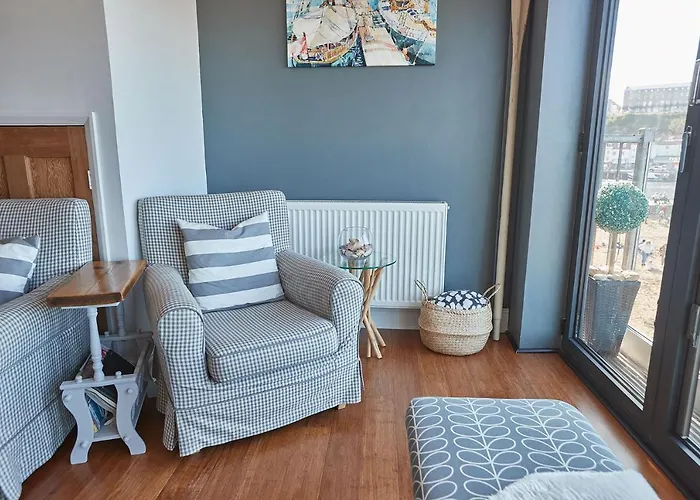 Holiday home Host & - No 3 Sandside *